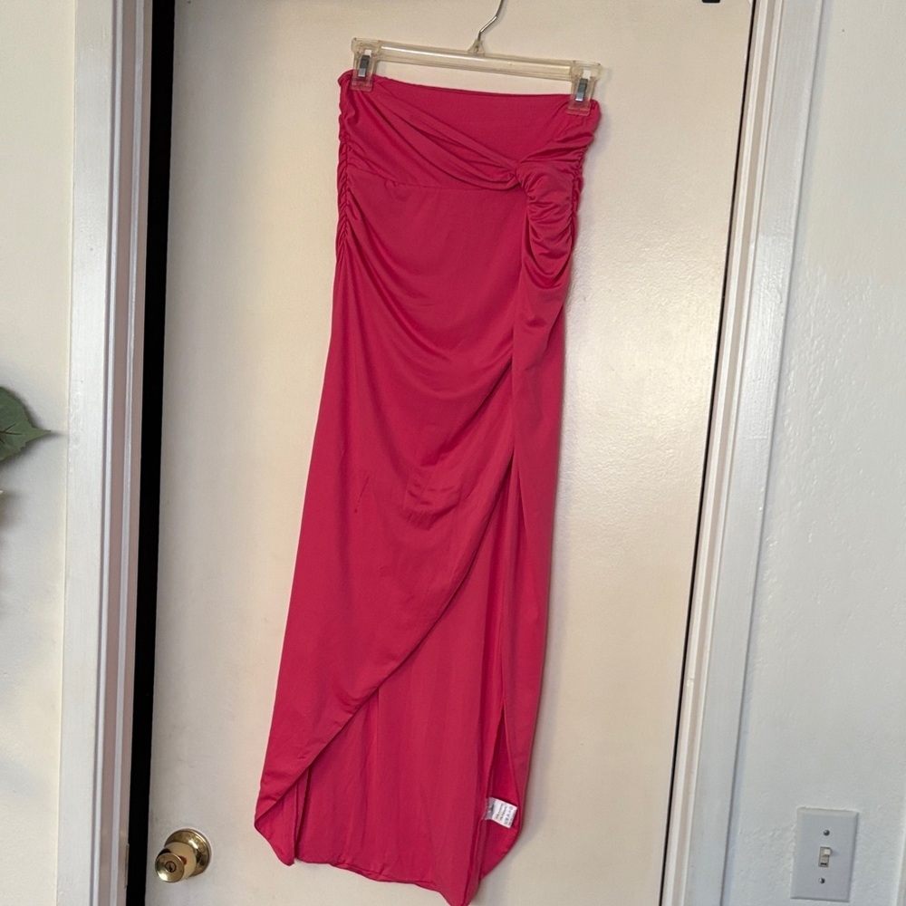 Elegant Pink Women's Skirt
